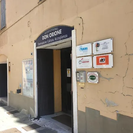 Ostello Di Orione Hostel Genoa